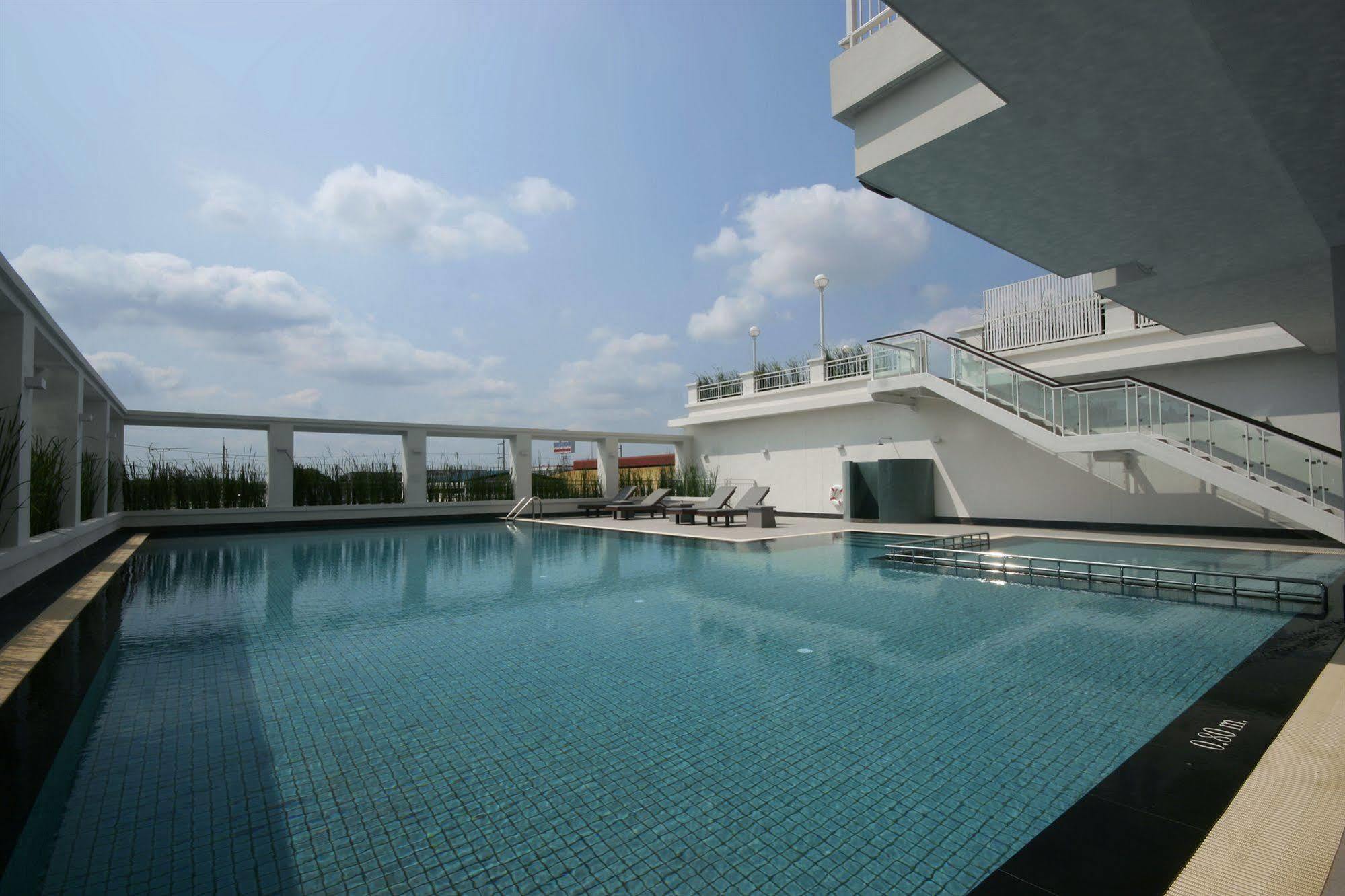 Kantary Hotel Kabinburi Екстер'єр фото